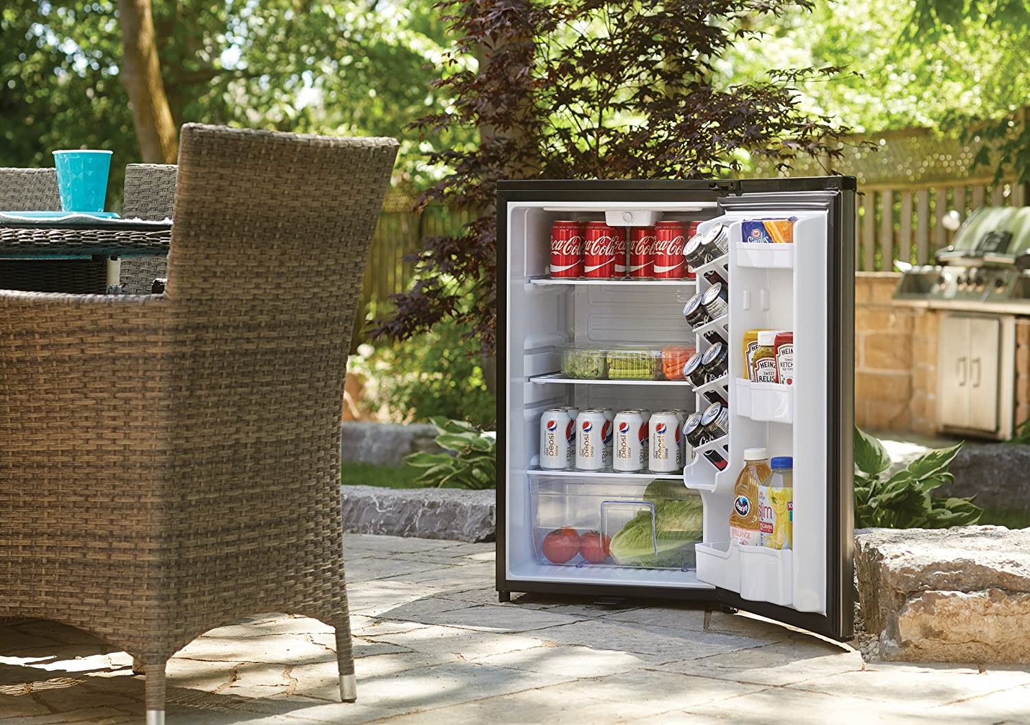 4 Best Outdoor Mini Fridge Picks: A Comprehensive Guide and Review